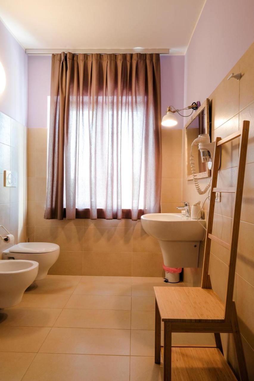 Albergo Trattoria Italia Дезенцано-дель-Гарда Экстерьер фото