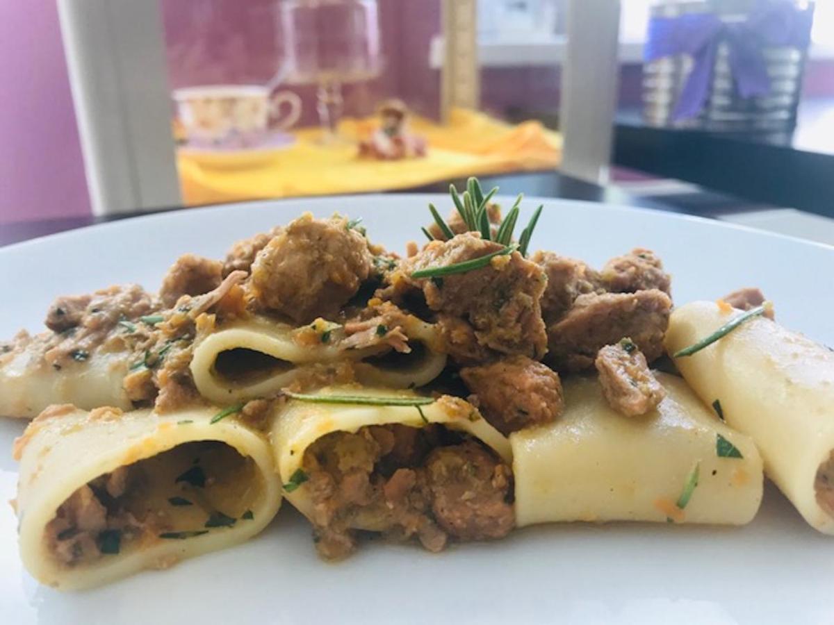 Albergo Trattoria Italia Дезенцано-дель-Гарда Экстерьер фото